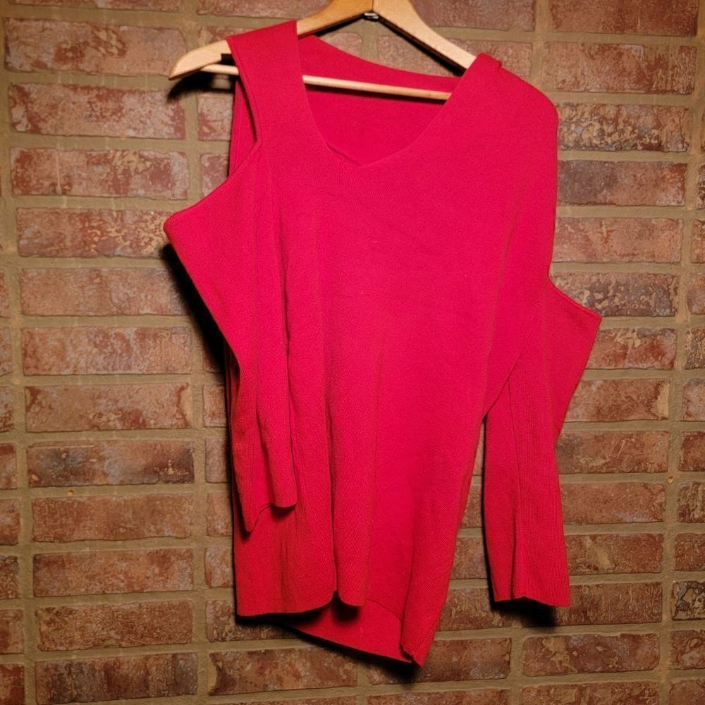 Bold Elements Cut to Curve red cutout sweater size XL NWOT